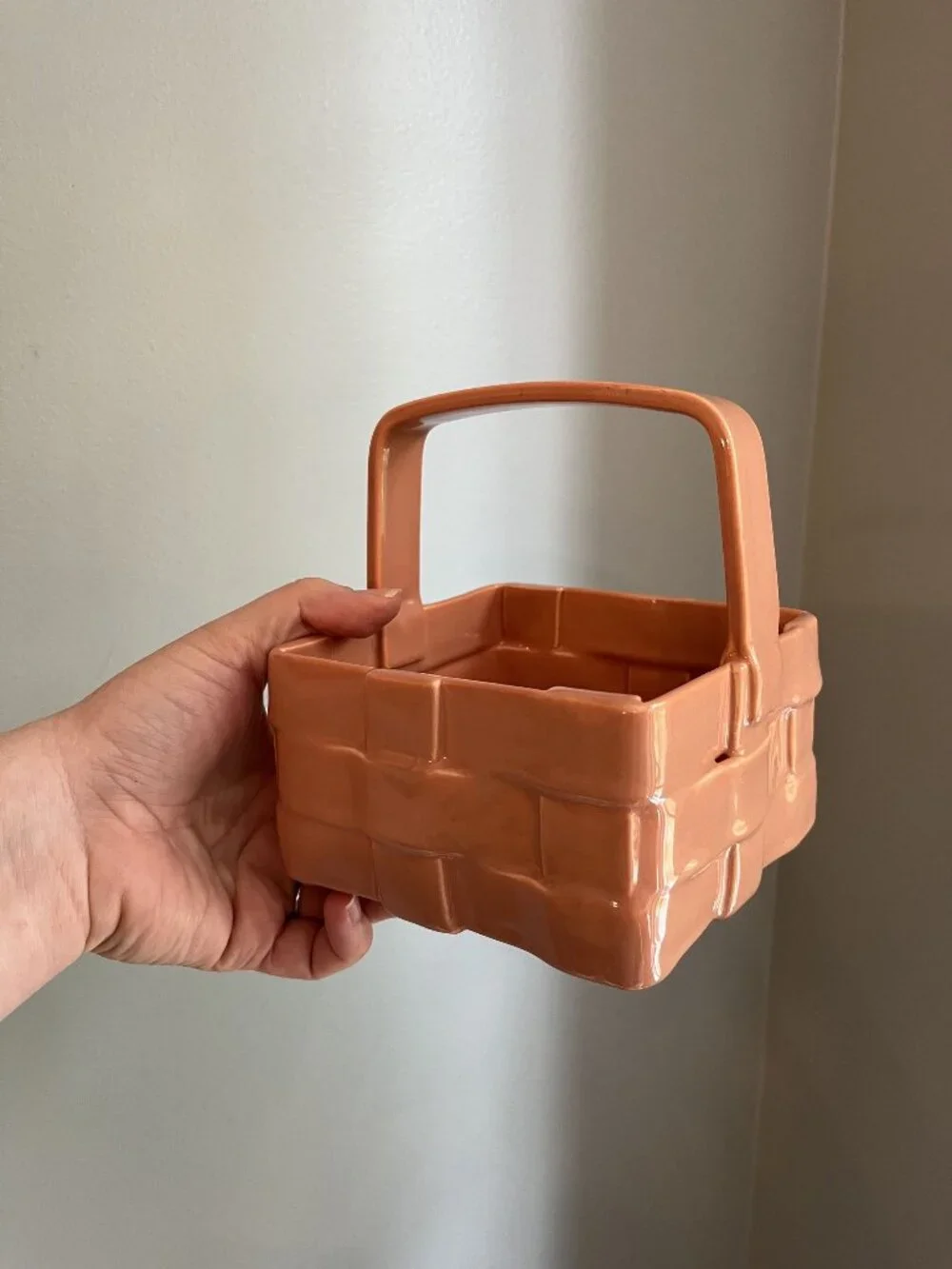 Vintage Ceramic Basket Planter Glossy Peach Finish With Woven Pattern